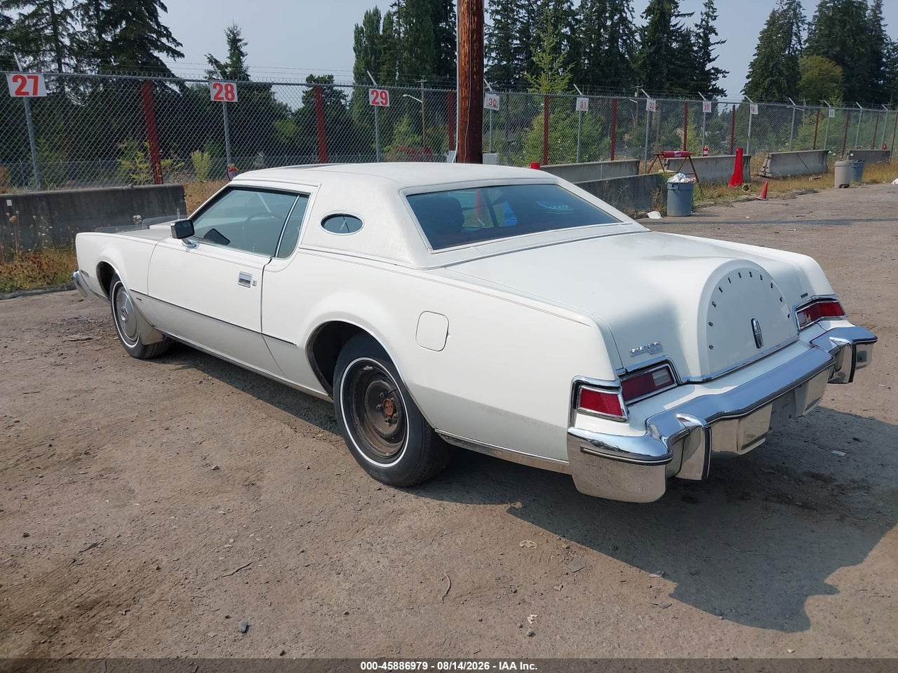 1976 LINCOLN CONTINENTAL · 3/11