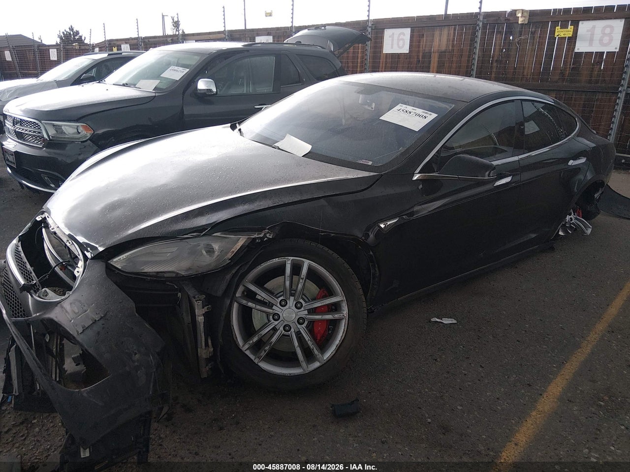 2014 TESLA MODEL S P85 · 2/9
