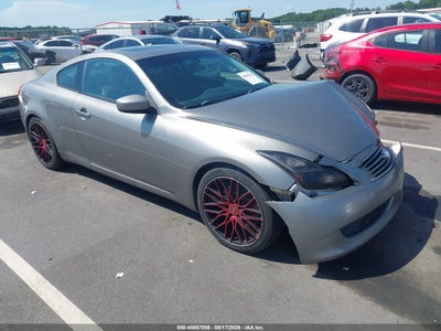 JNKCV64E98M****** · 2008 INFINITI G37 JOURNEY
