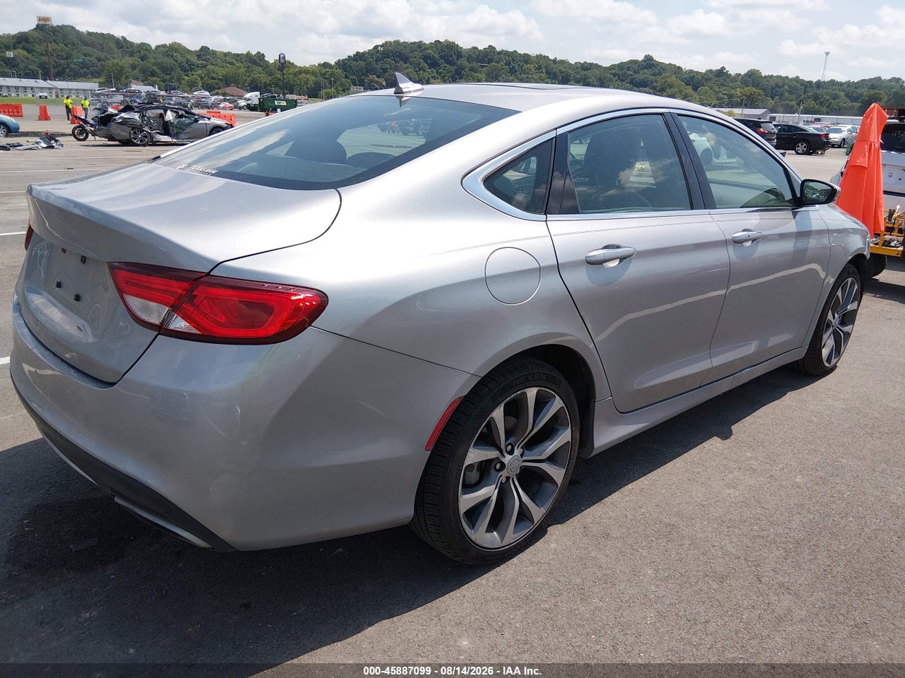 2015 CHRYSLER 200 C · 4/11