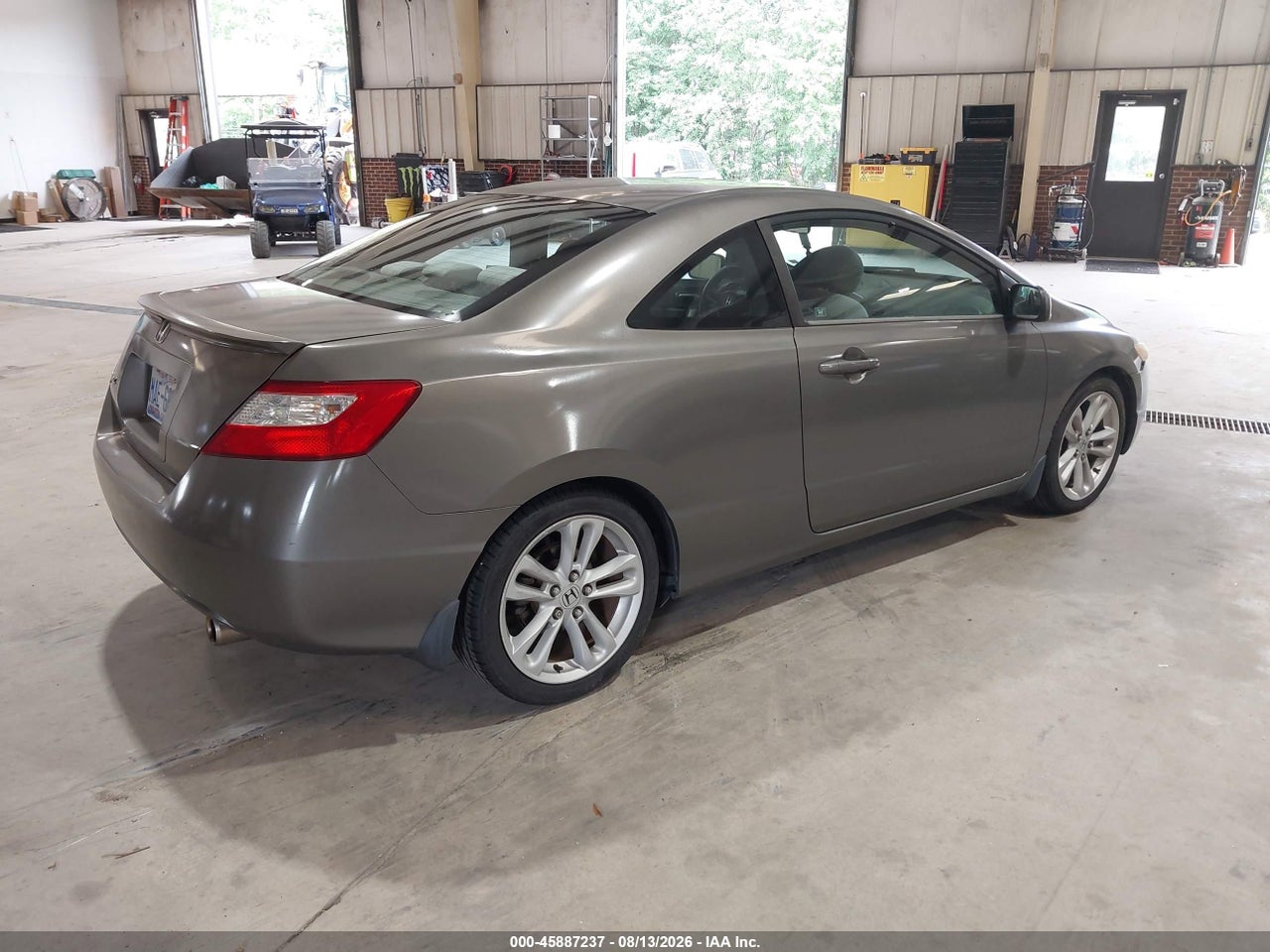 2HGFG12846H****** · 2006 HONDA CIVIC EX · 4/11