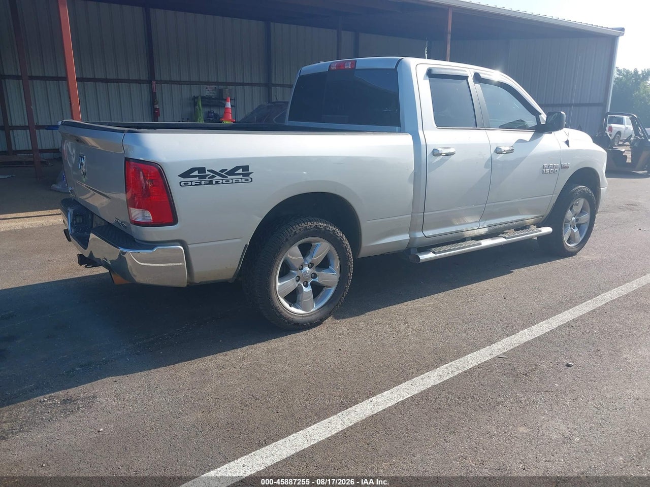 2016 RAM 1500 BIG HORN · 4/11