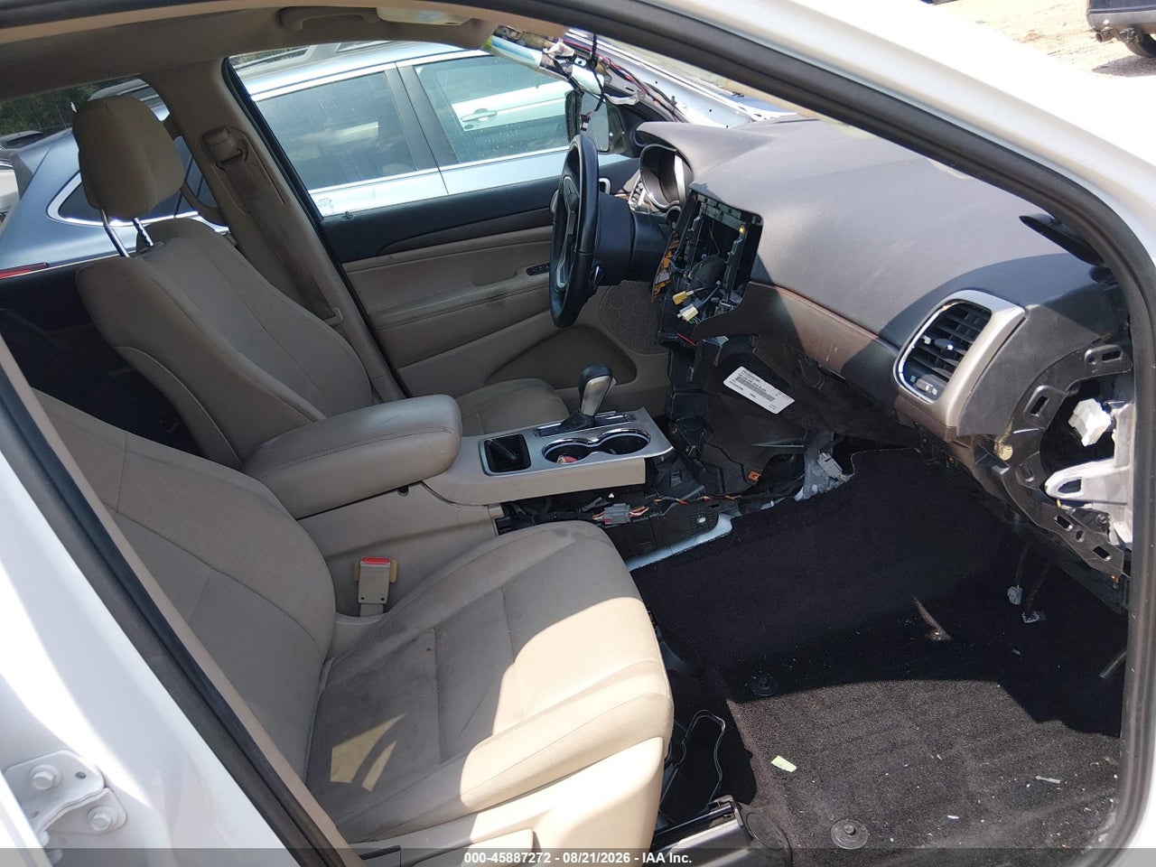 2017 JEEP GRAND CHEROKEE LAREDO · 5/11