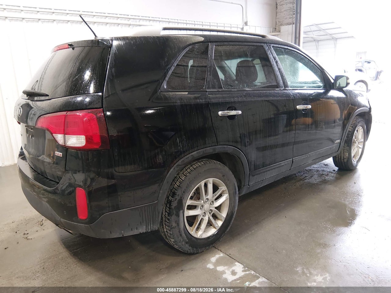 2015 KIA SORENTO LX · 4/11
