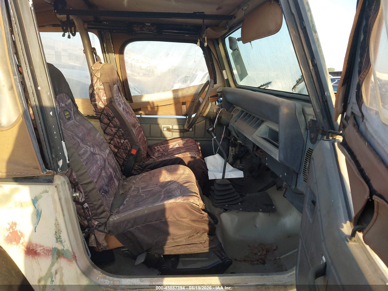 1992 JEEP WRANGLER / YJ · 5/11