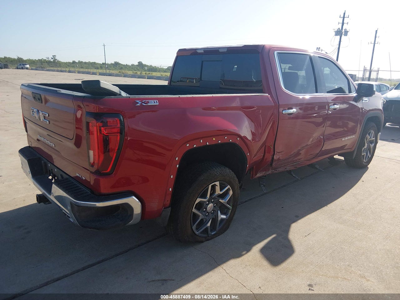 2026 GMC SIERRA 1500 , SHORT BED, SLT, 4WD · 4/11