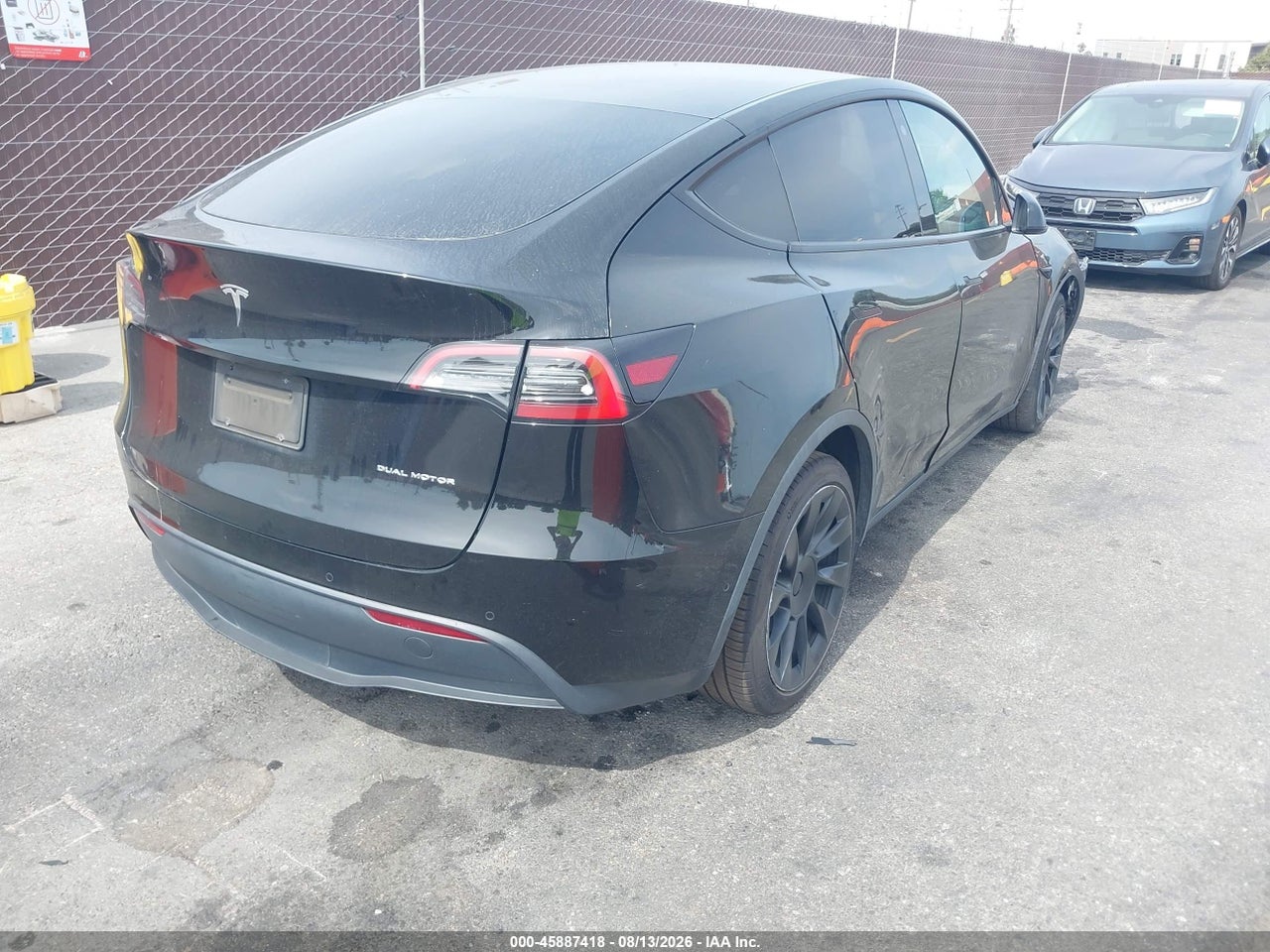 2021 TESLA MODEL Y LONG RANGE DUAL MOTOR ALL-WHEEL DRIVE · 4/10