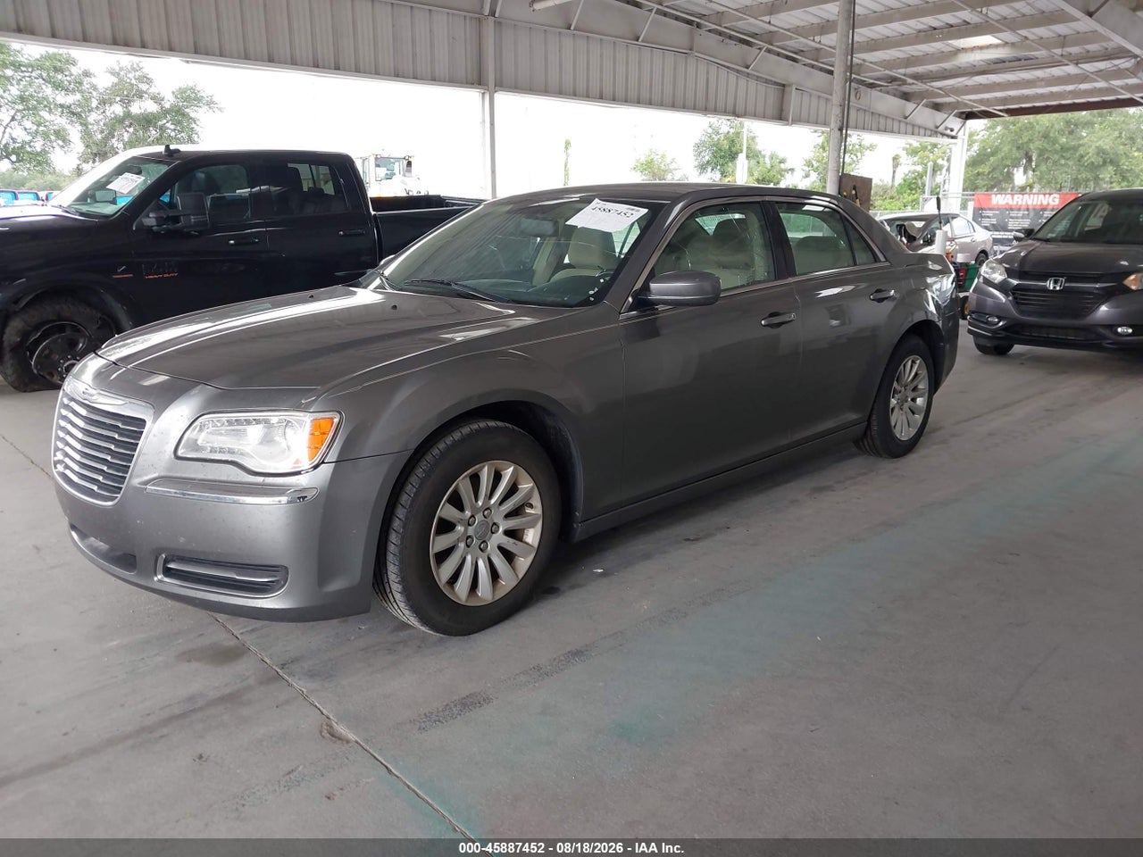 2C3CCAAG1CH****** · 2012 CHRYSLER 300 · 2/11