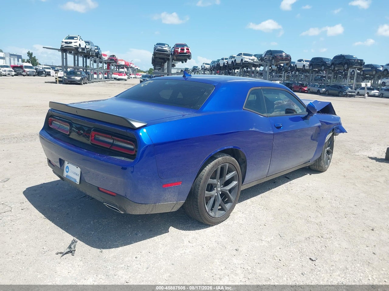 2021 DODGE CHALLENGER SXT · 4/11