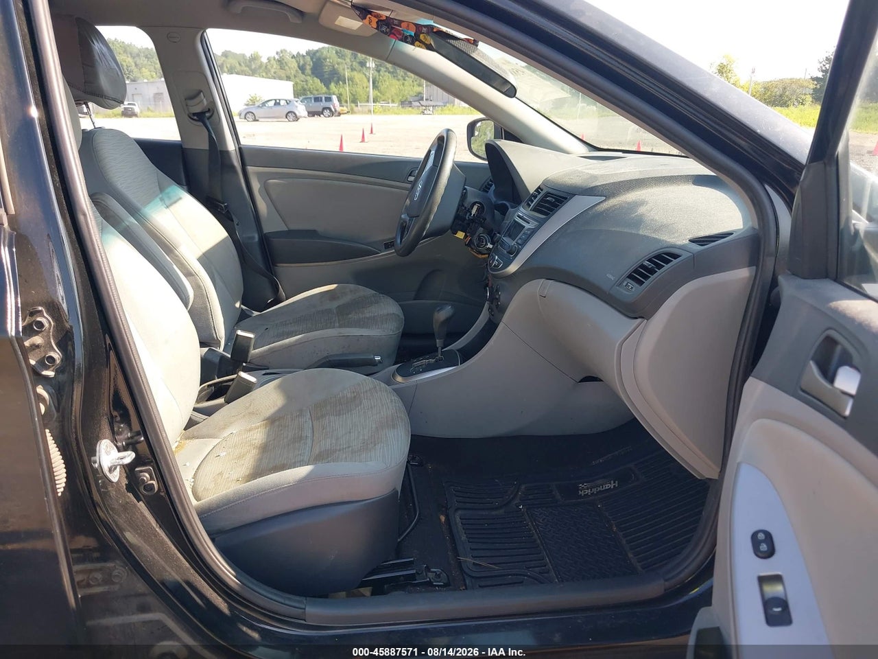 2016 HYUNDAI ACCENT SE · 5/11