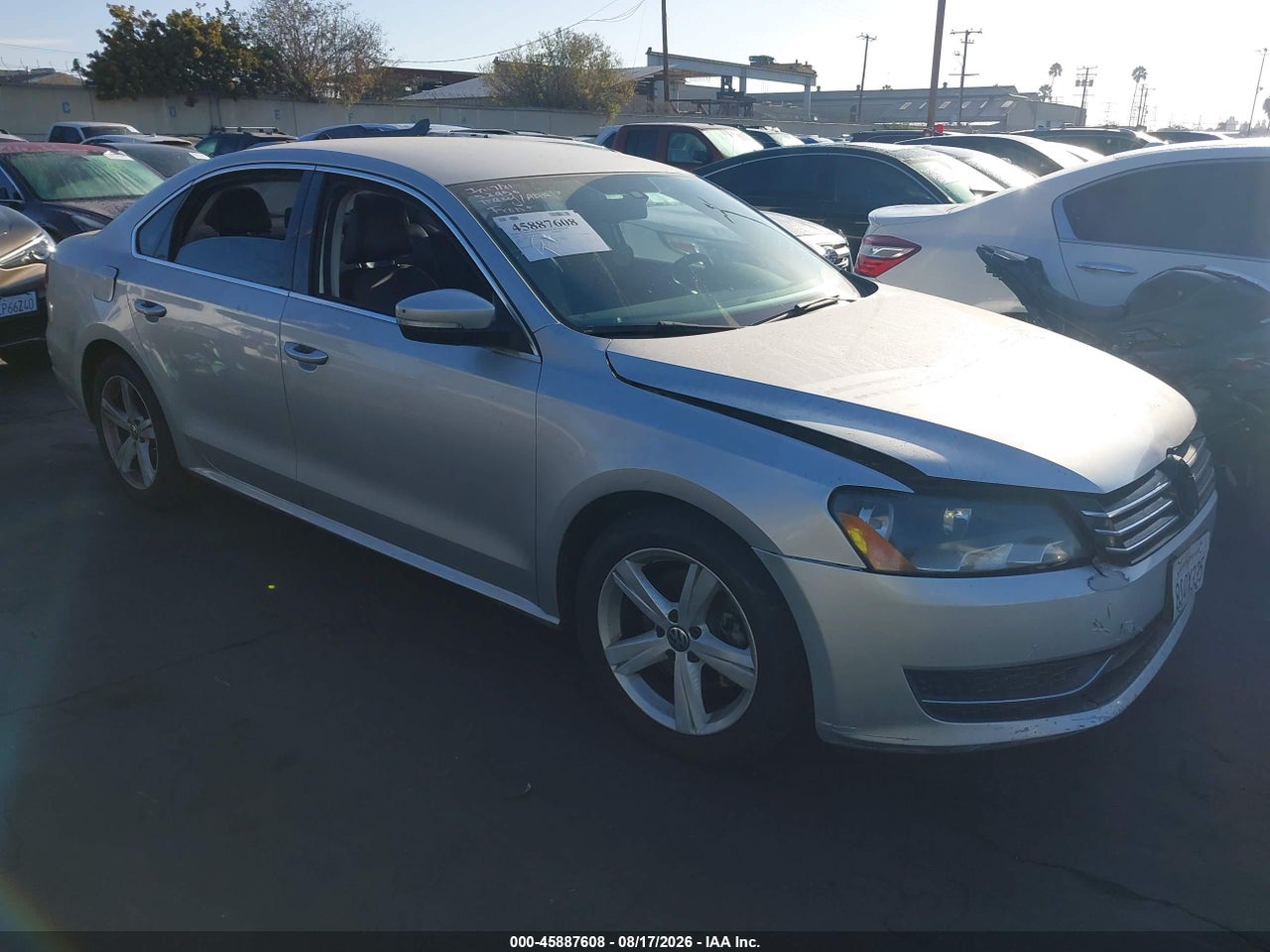 1VWBP7A35EC****** · 2014 VOLKSWAGEN PASSAT 2.5L SE