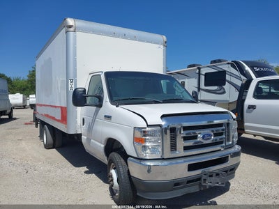 2022 FORD E-450 CUTAWAY  