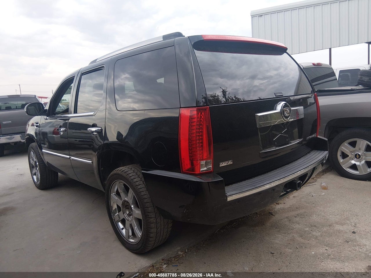 2011 CADILLAC ESCALADE PREMIUM · 3/11