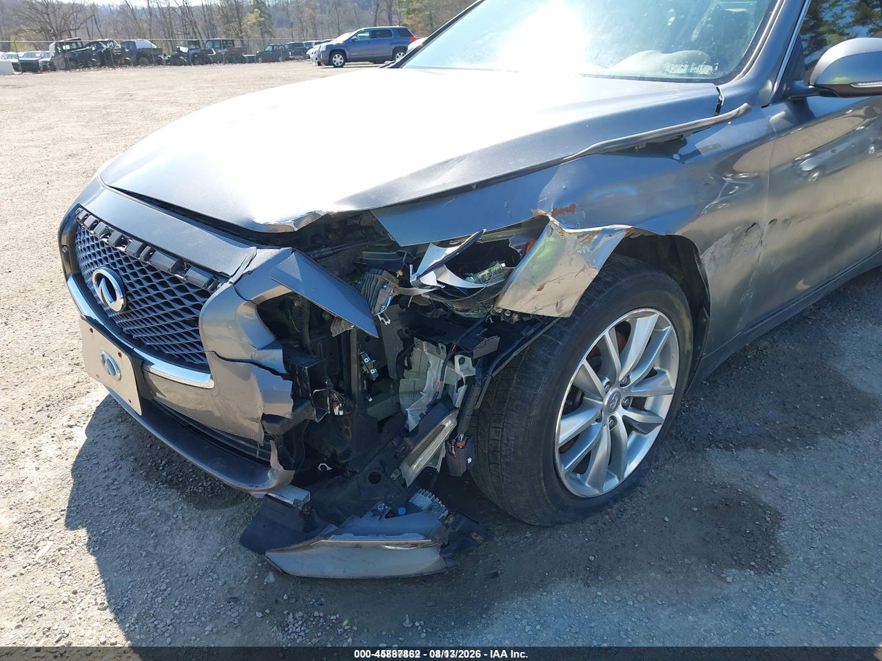 2015 INFINITI Q50 PREMIUM · 6/10