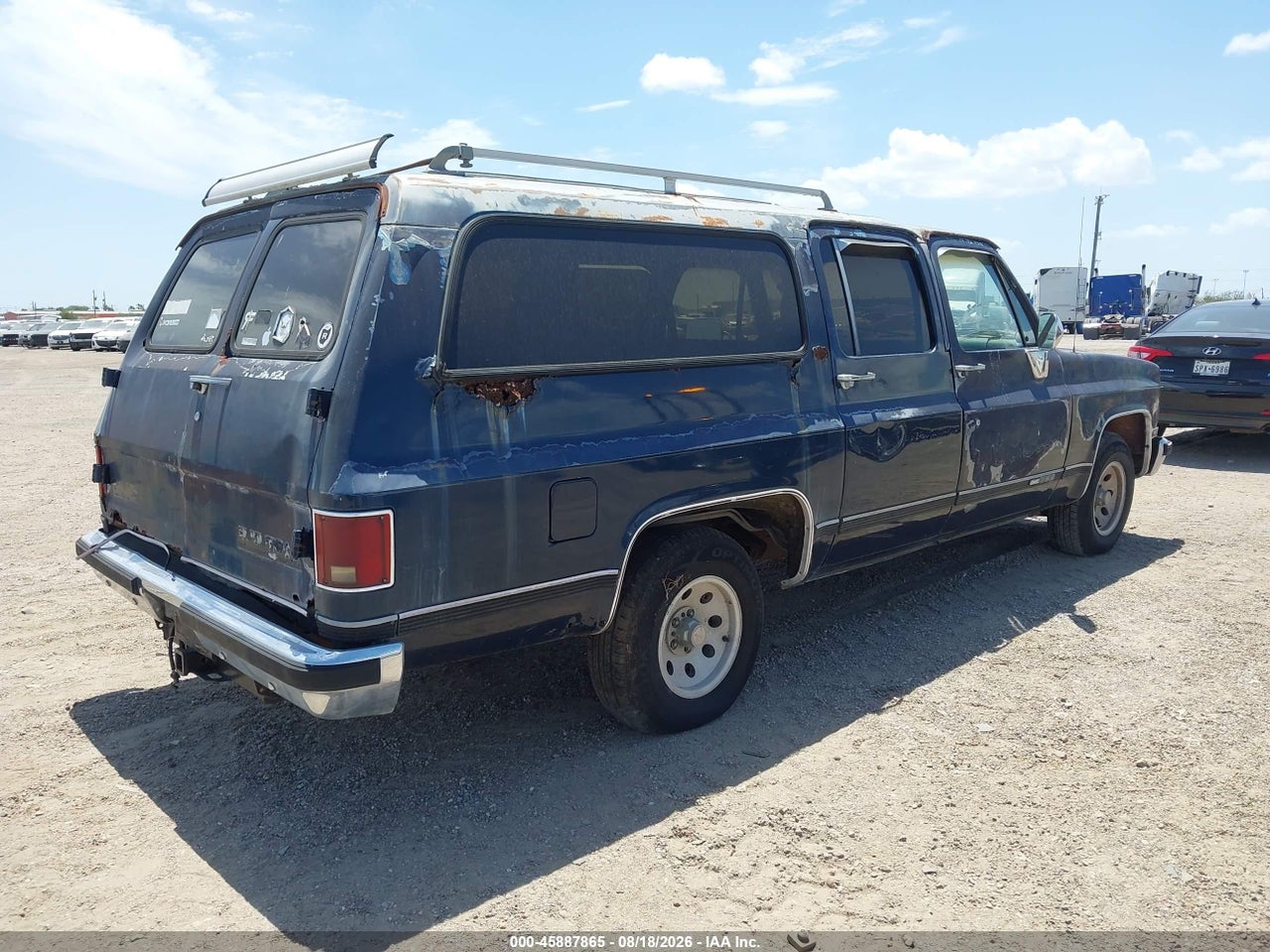 1989 GMC SUBURBAN R15 CONVENTIONAL · 4/11