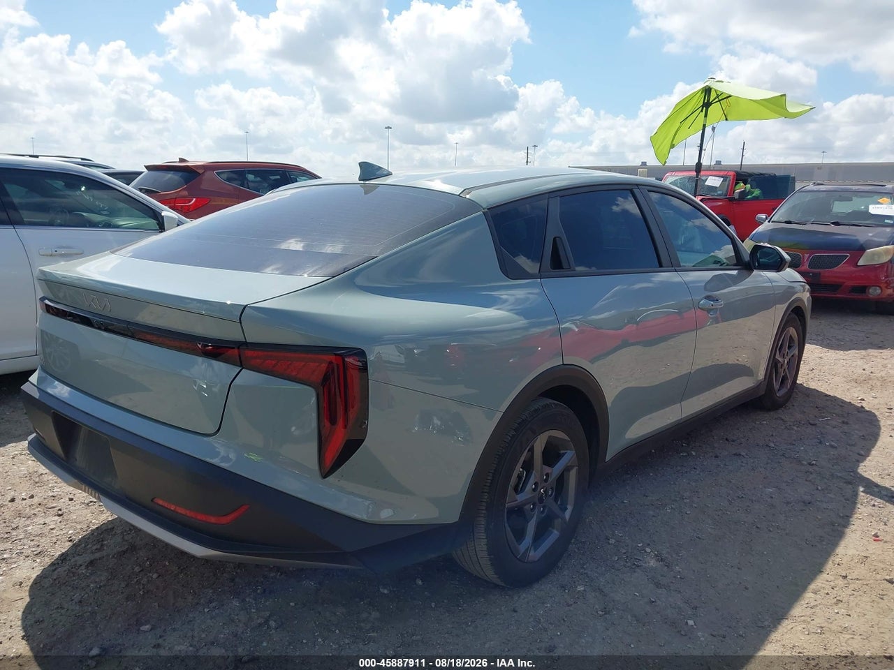 2025 KIA K4 LXS · 4/11