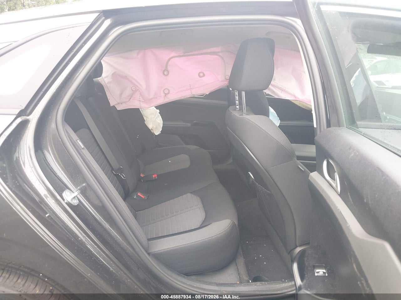 2026 KIA K5 LXS FWD · 8/11