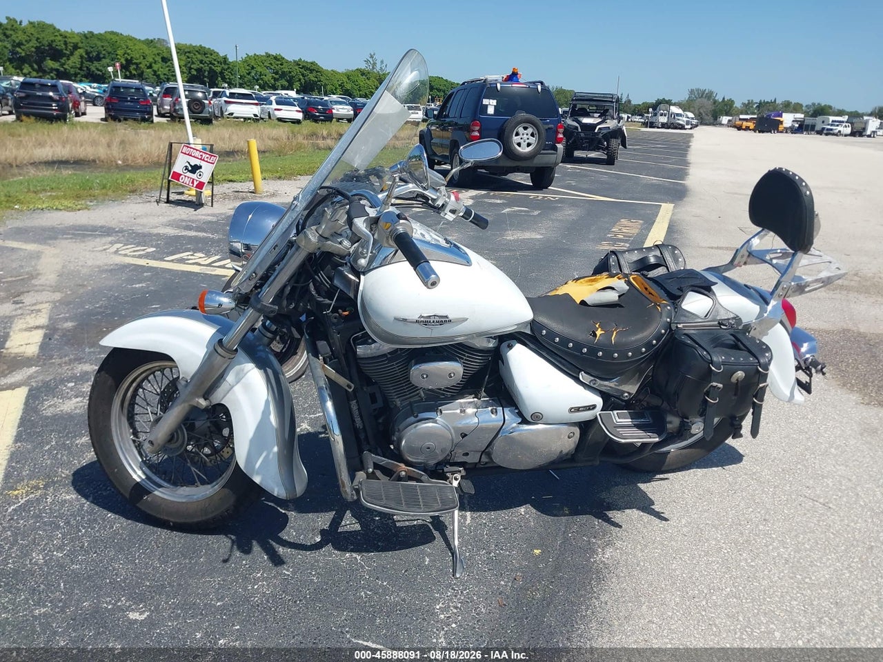 2013 SUZUKI VL800 T · 2/11