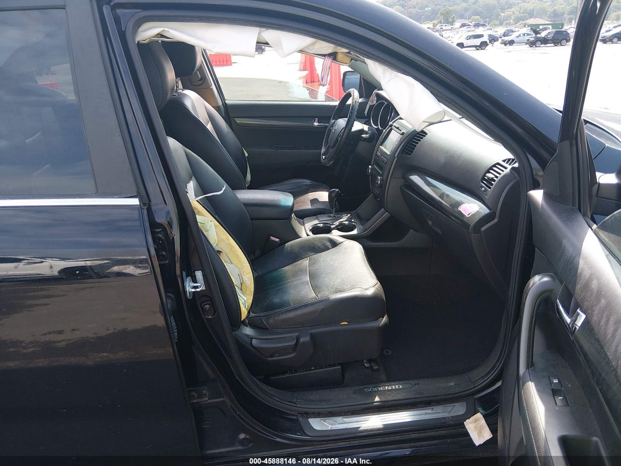 2011 KIA SORENTO SX V6 · 5/10