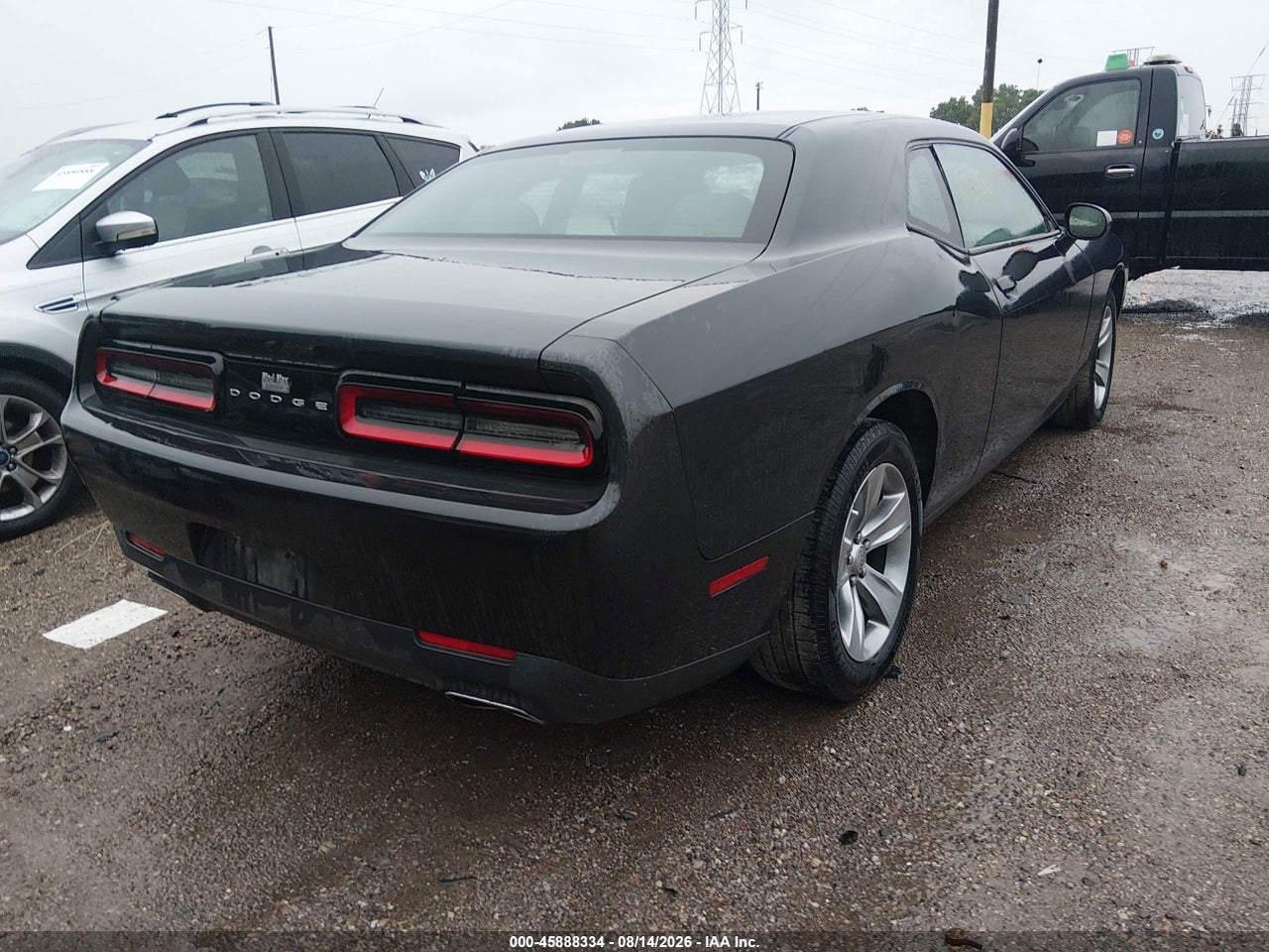 2016 DODGE CHALLENGER SXT · 4/10