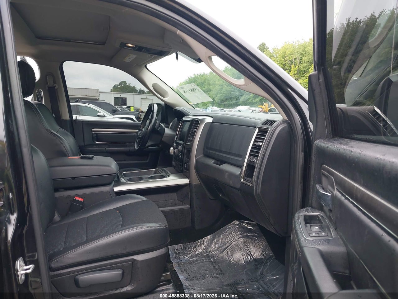 2016 RAM 1500 SPORT · 5/11