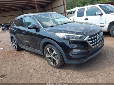 KM8J33A20GU****** · 2016 HYUNDAI TUCSON SPORT