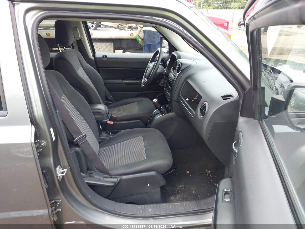 2013 JEEP PATRIOT LATITUDE · 5/11