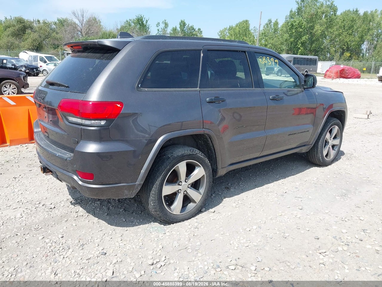 2015 JEEP GRAND CHEROKEE OVERLAND · 4/11
