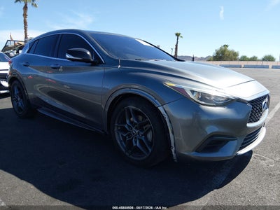 SJKCH5CP6HA****** · 2017 INFINITI QX30 SPORT