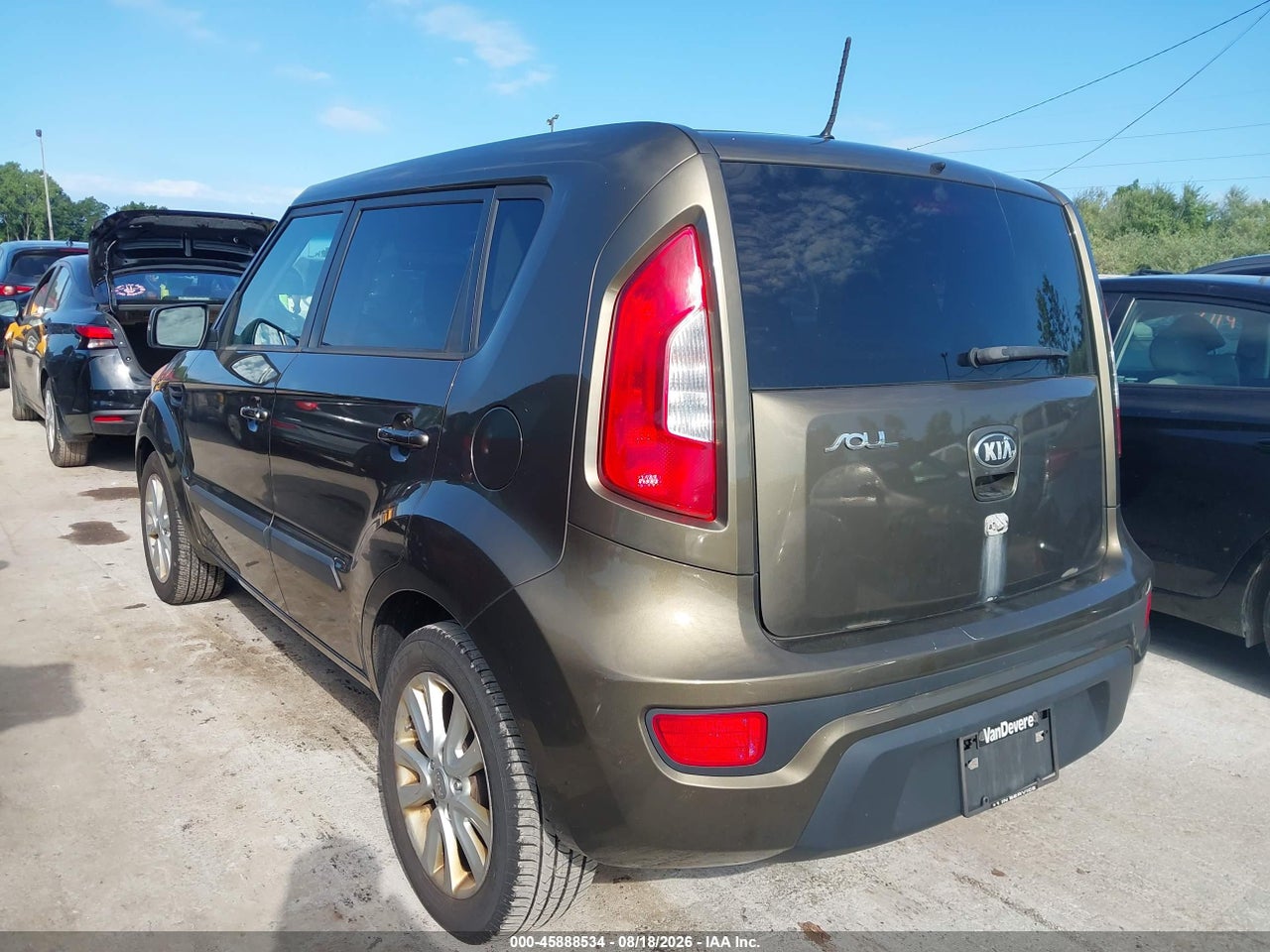 2013 KIA SOUL + · 3/11