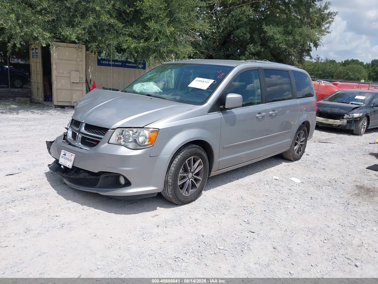 2017 DODGE GRAND CARAVAN SXT · 2/11