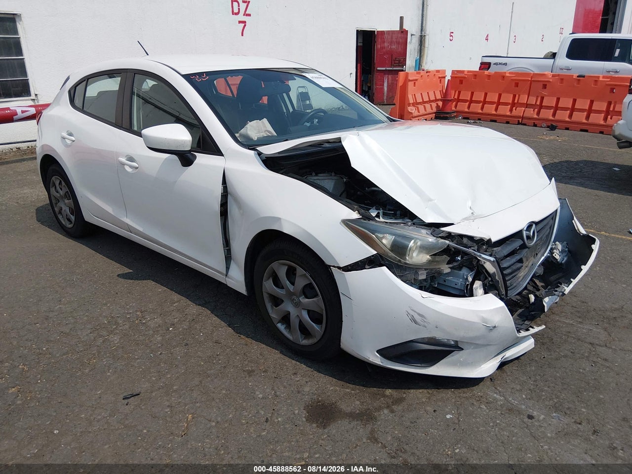 JM1BM1K74E1****** · 2014 MAZDA MAZDA3 I SPORT