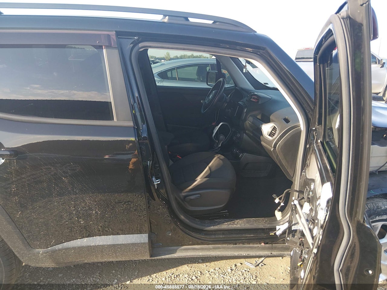 2018 JEEP RENEGADE LATITUDE 4X4 · 5/11