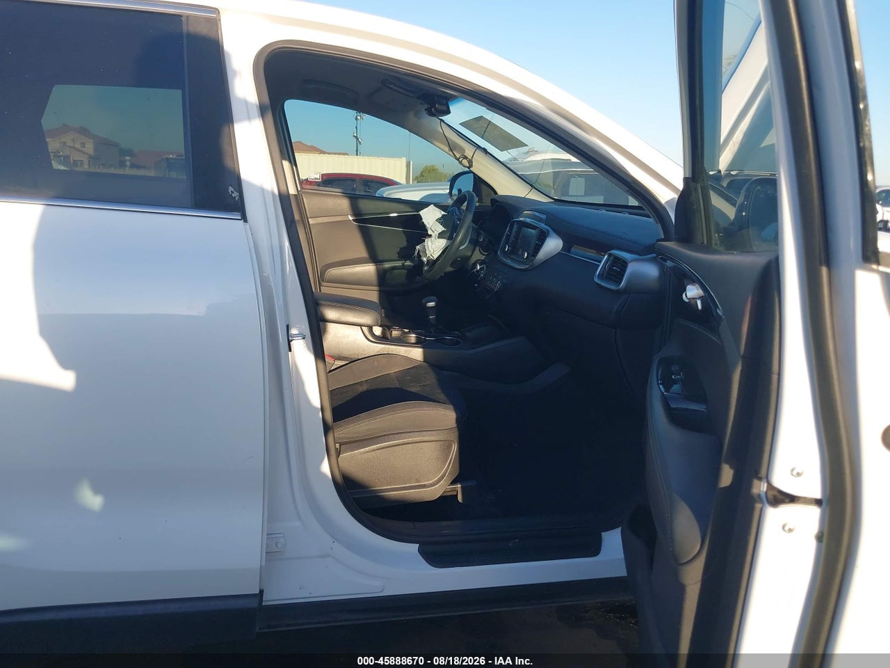 2020 KIA SORENTO 3.3L LX · 5/11