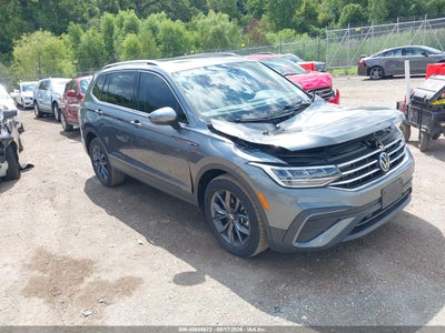 3VV2B7AX6NM****** · 2022 VOLKSWAGEN TIGUAN 2.0T SE