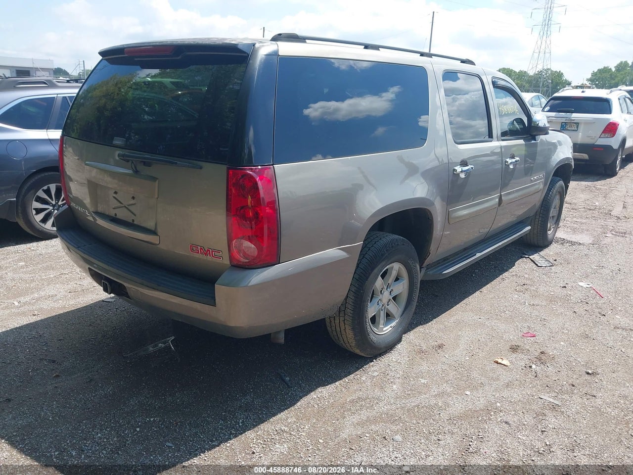 1GKFK16387J****** · 2007 GMC YUKON XL SLT · 4/11