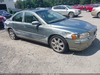 YV1RS592452****** · 2005 VOLVO S60 2.5T A/2.5T A SR W/PREMIUM PACKAGE