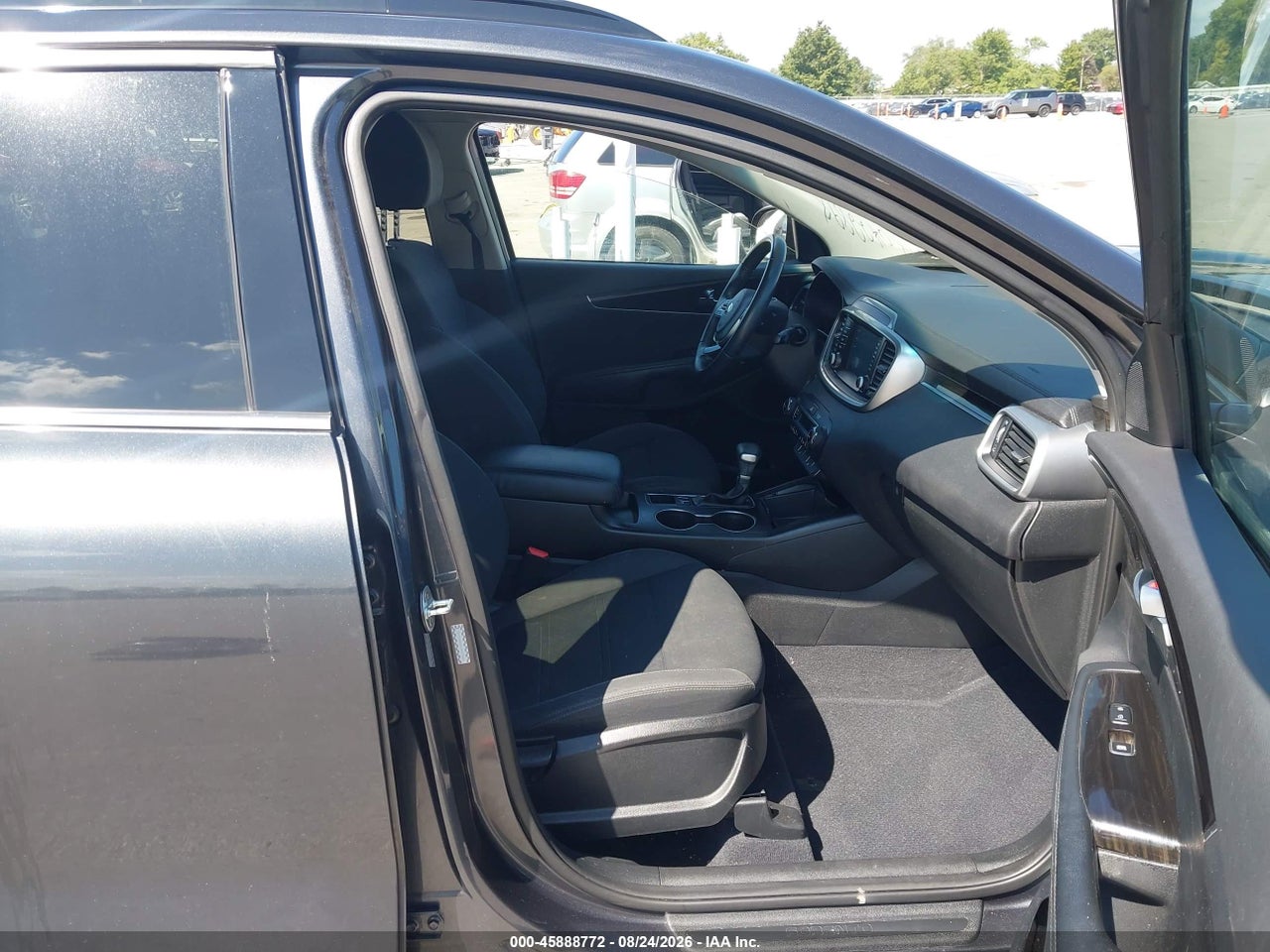 2020 KIA SORENTO 3.3L S · 5/11