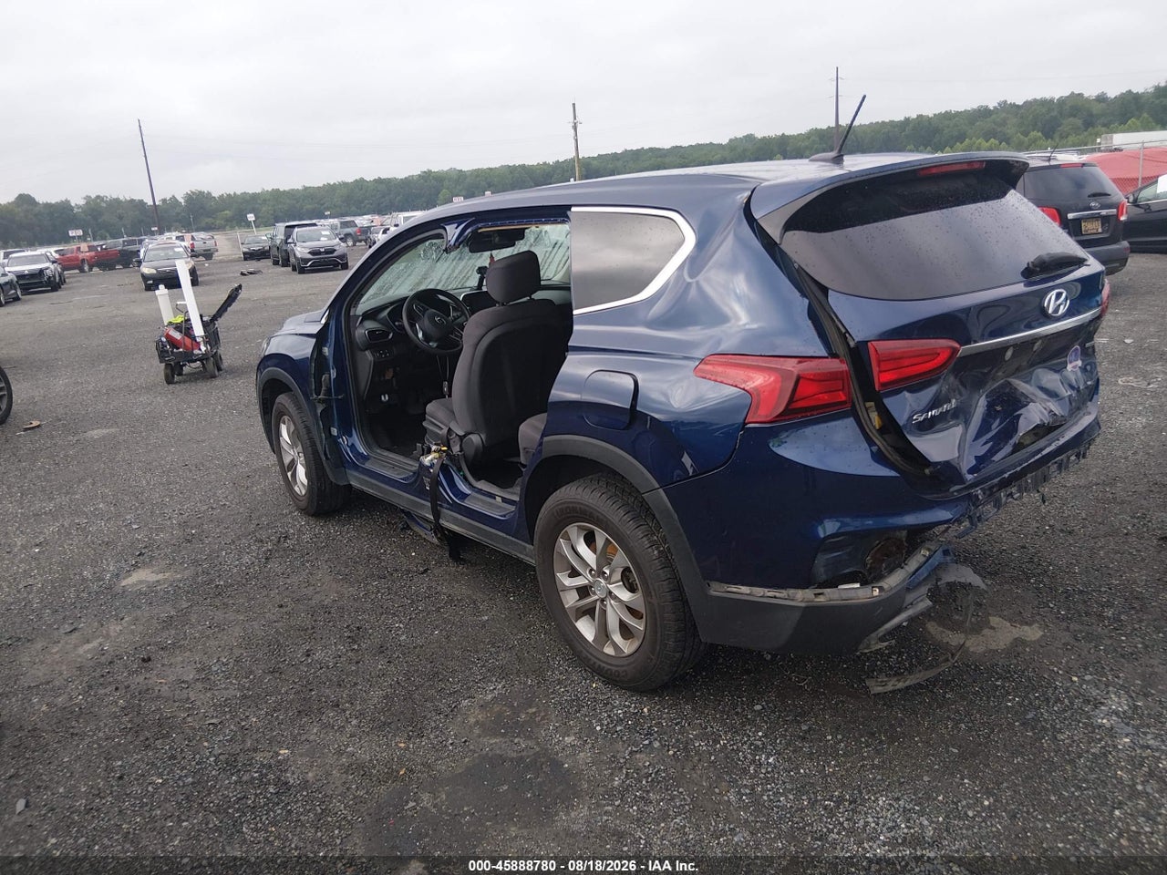 2019 HYUNDAI SANTA FE SE · 3/11