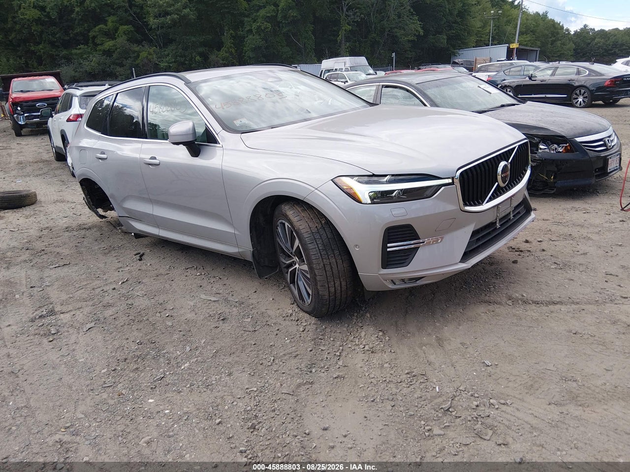 2022 VOLVO XC60 B5 MOMENTUM