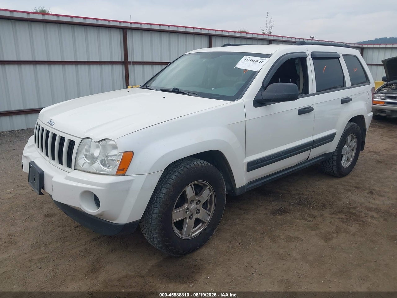 2005 JEEP GRAND CHEROKEE LAREDO · 2/11