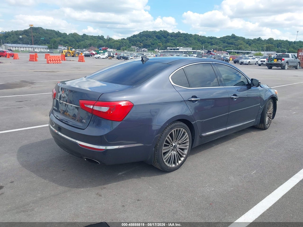 2014 KIA CADENZA LIMITED · 4/11