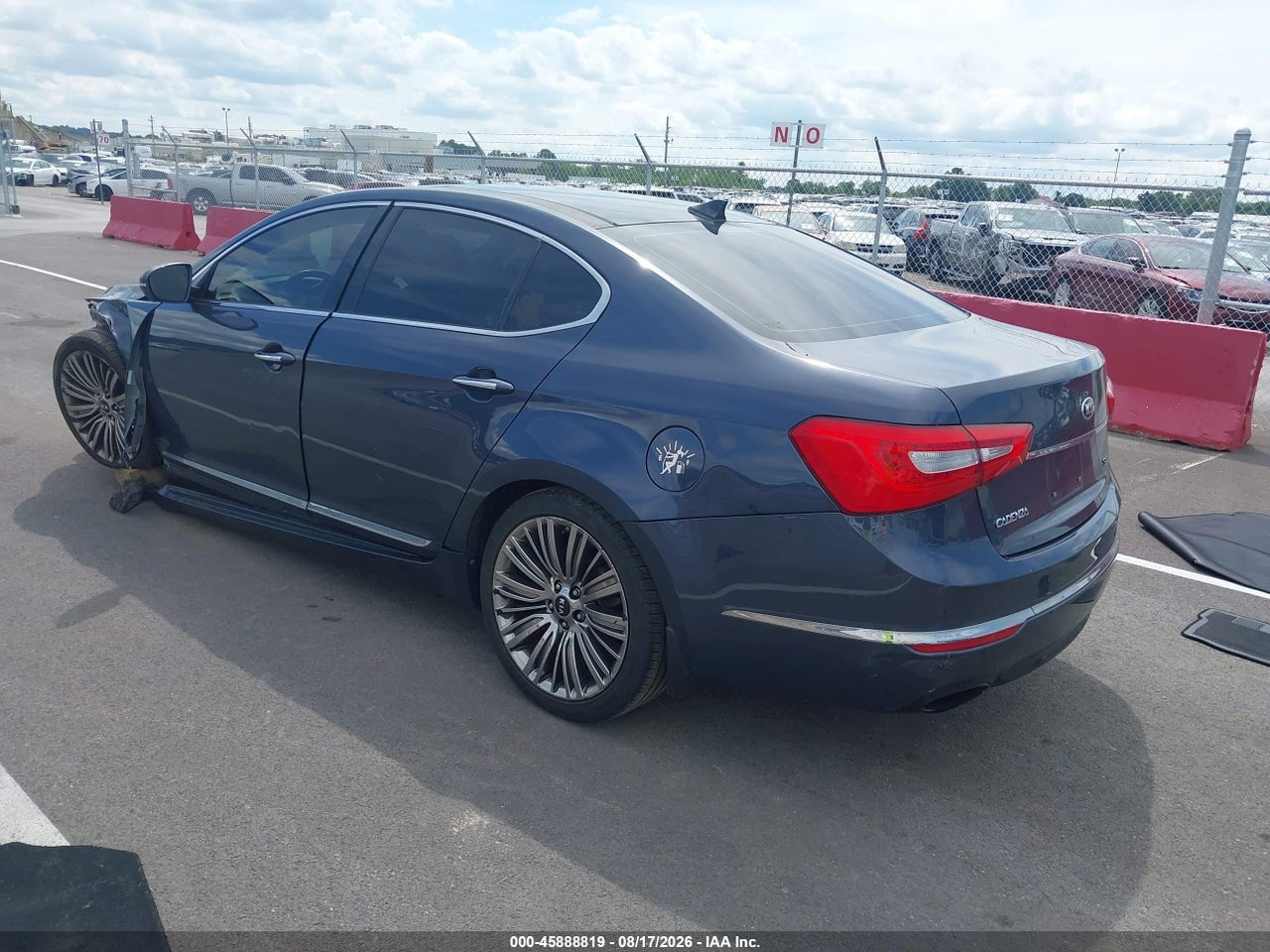 2014 KIA CADENZA LIMITED · 3/11