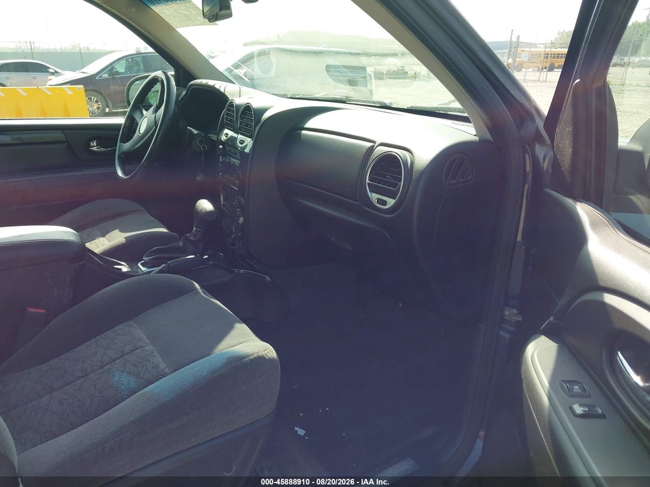 2007 GMC ENVOY SLE COMMERCIAL · 5/11
