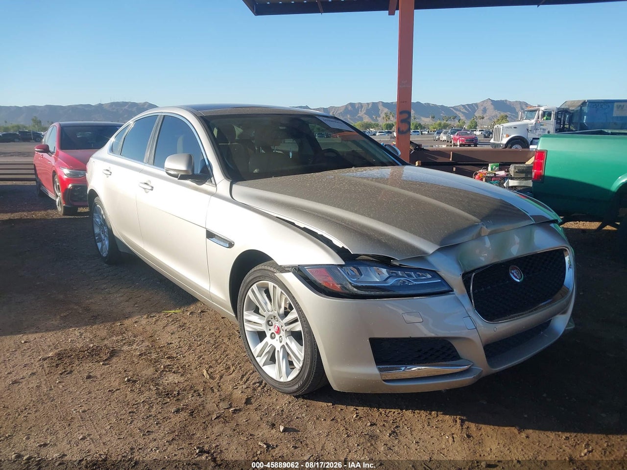 SAJBJ4BVXGC****** · 2016 JAGUAR XF 35T PREMIUM