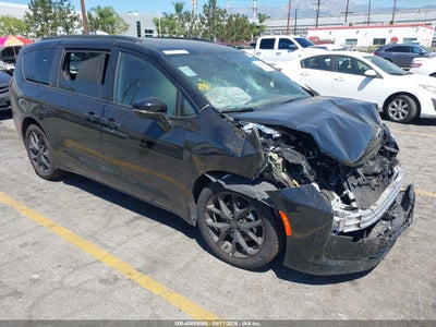 2C4RC1GG0VR****** · 2027 CHRYSLER PACIFICA LIMITED