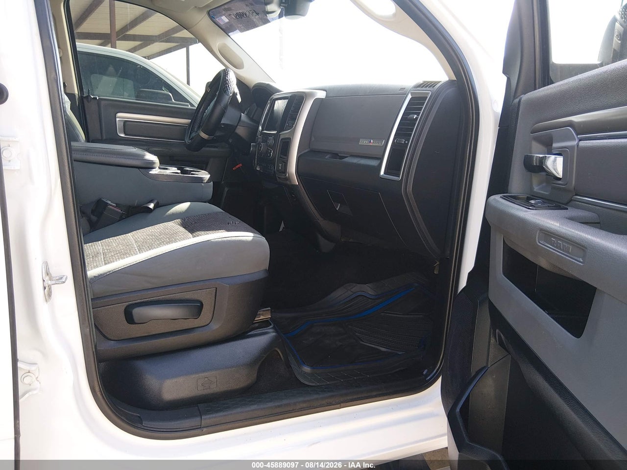 2017 RAM 1500 LONE STAR  4X4 5'7 BOX · 5/11