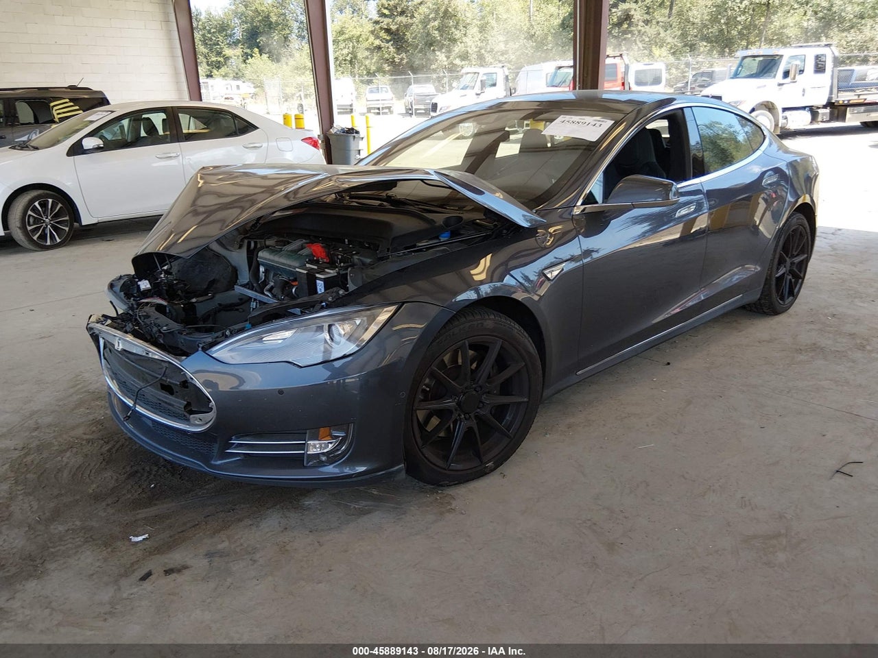 2015 TESLA MODEL S 70D/85D/P85D · 2/9