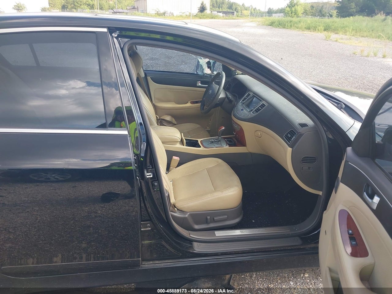 2013 HYUNDAI GENESIS 3.8 · 5/11