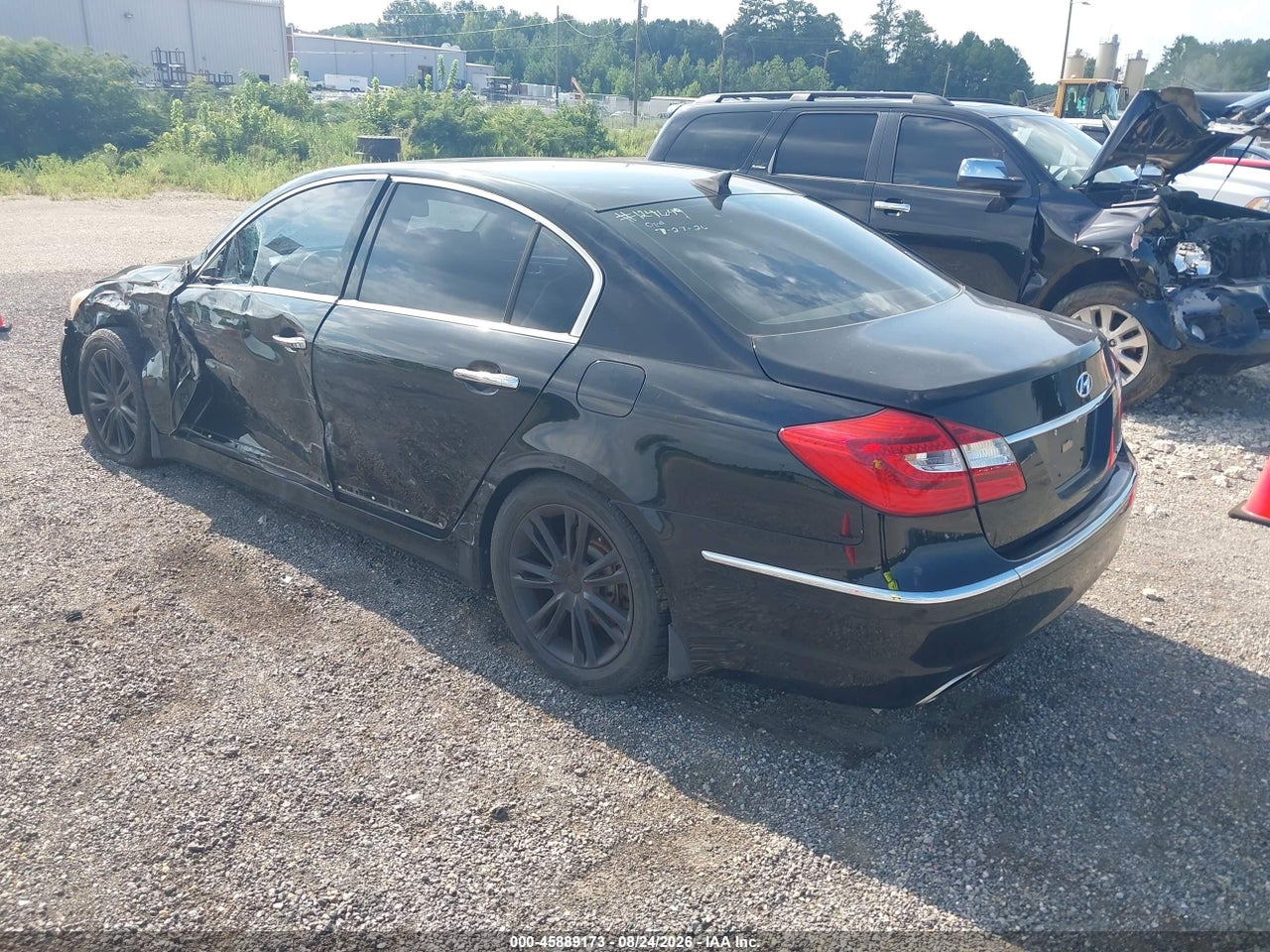 2013 HYUNDAI GENESIS 3.8 · 3/11